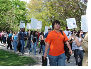 rally crowd 1